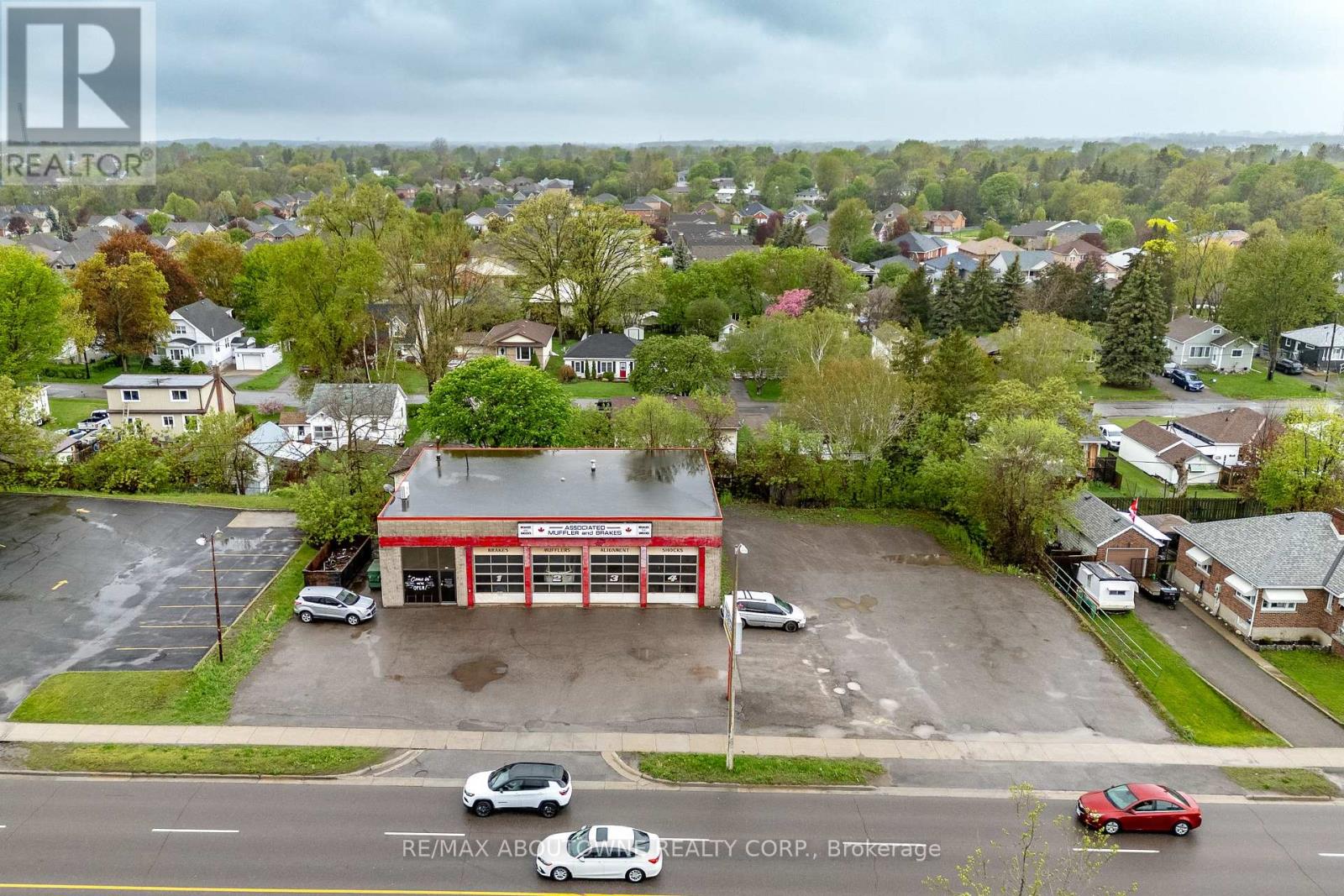 222 N. FRONT STREET