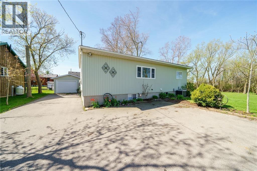 2970 LAKESHORE Road