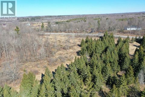 LOT 7 A HIGHWAY 2 Front of Leeds & Seeleys Bay ON K7G2V5