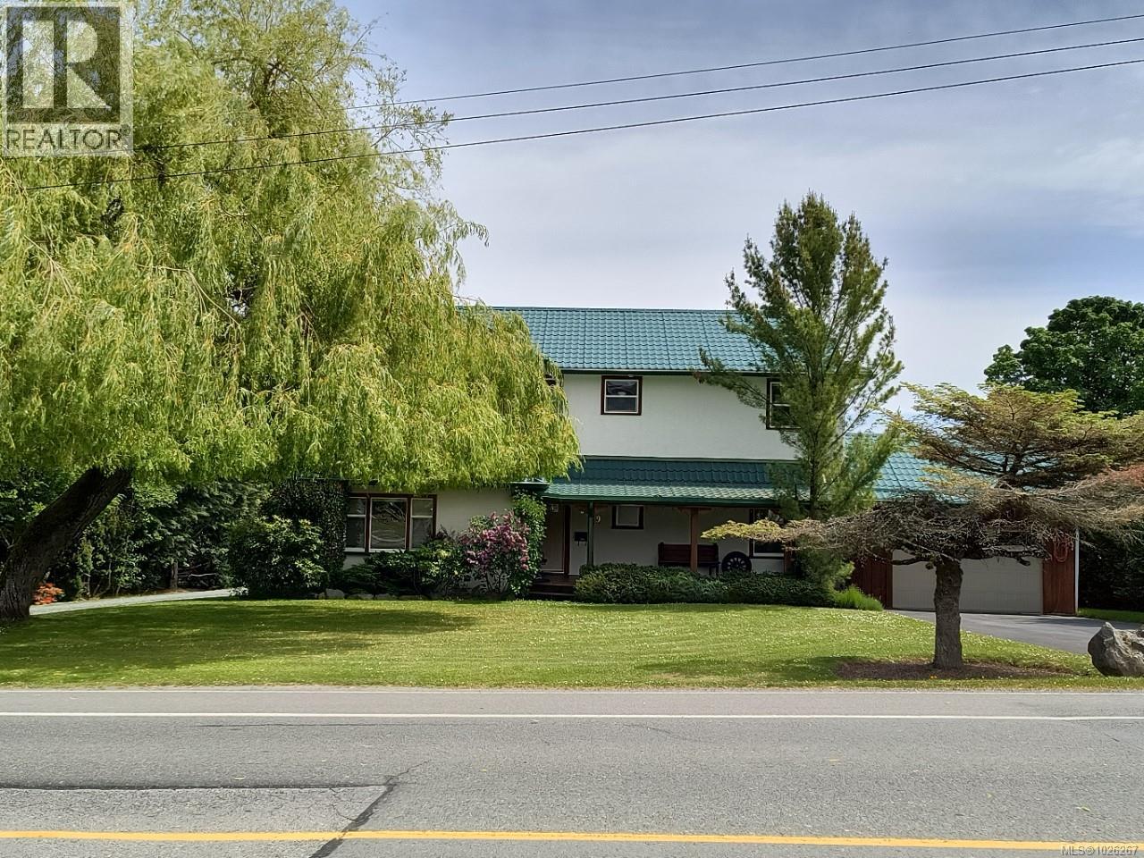 9159 East Saanich Rd