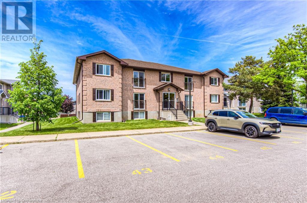 331 NORTHLAKE Drive Unit# 9