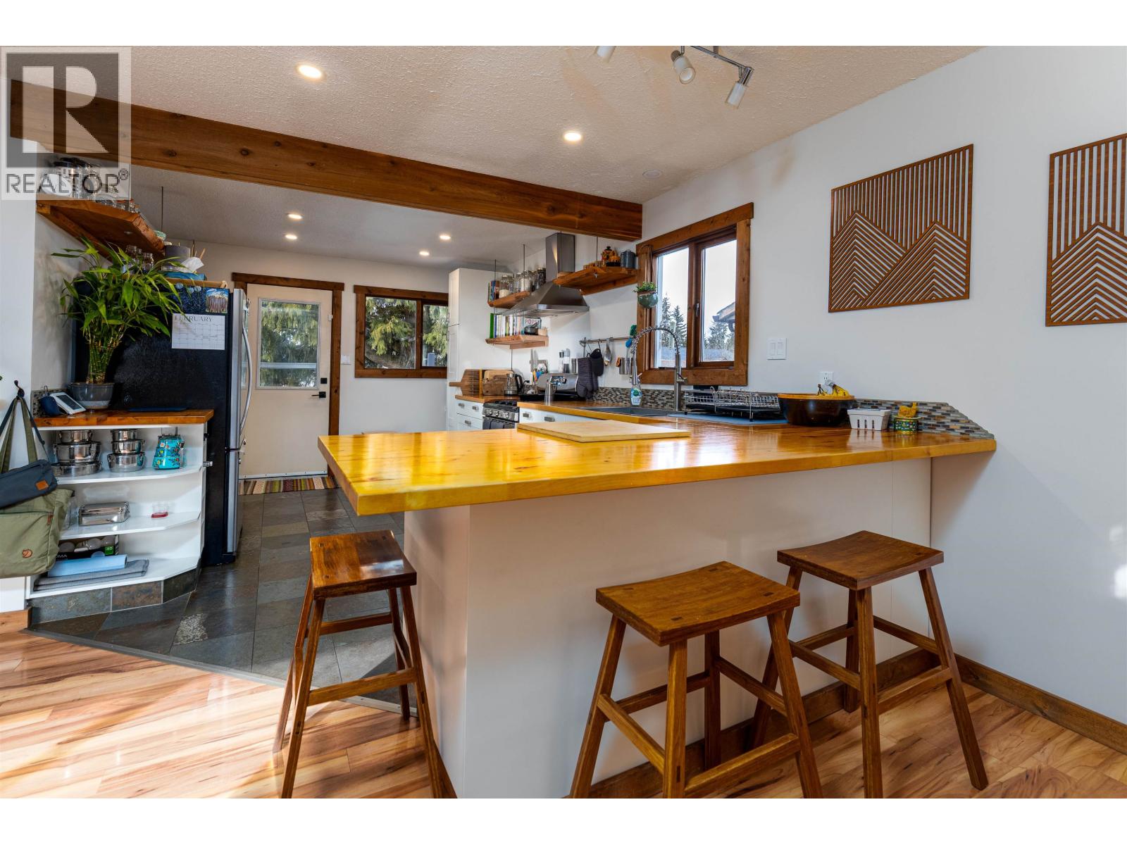 2217 EVERGREEN STREET