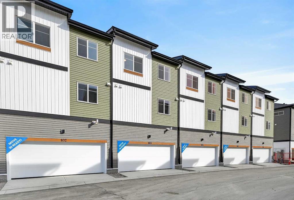 103, 28 Red Embers Plaza NE