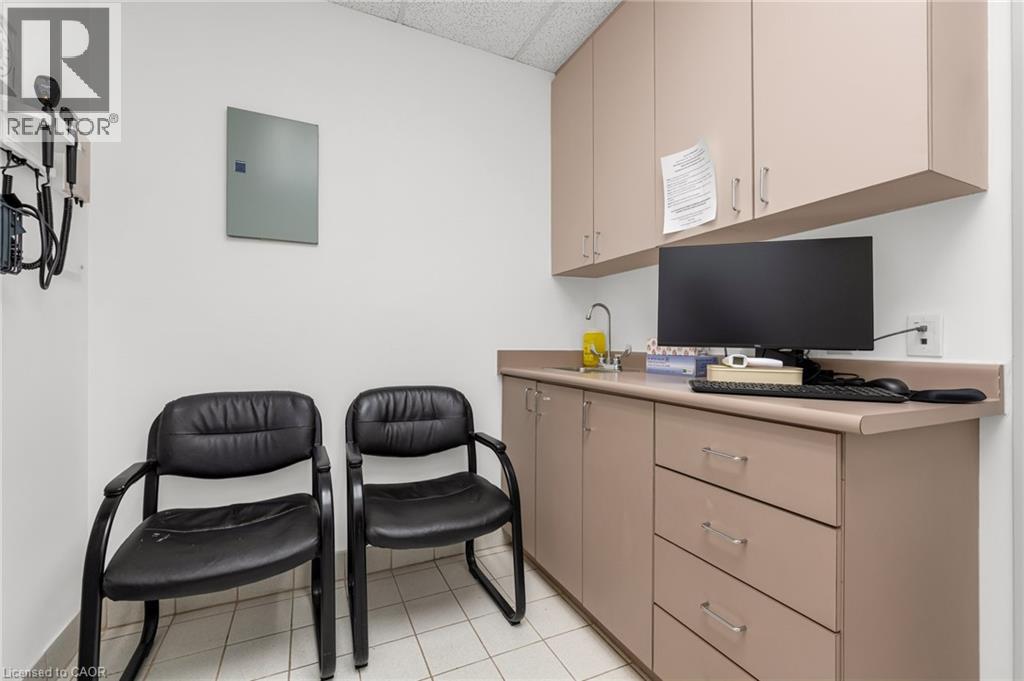 2000 CREDIT VALLEY Road Unit# 414