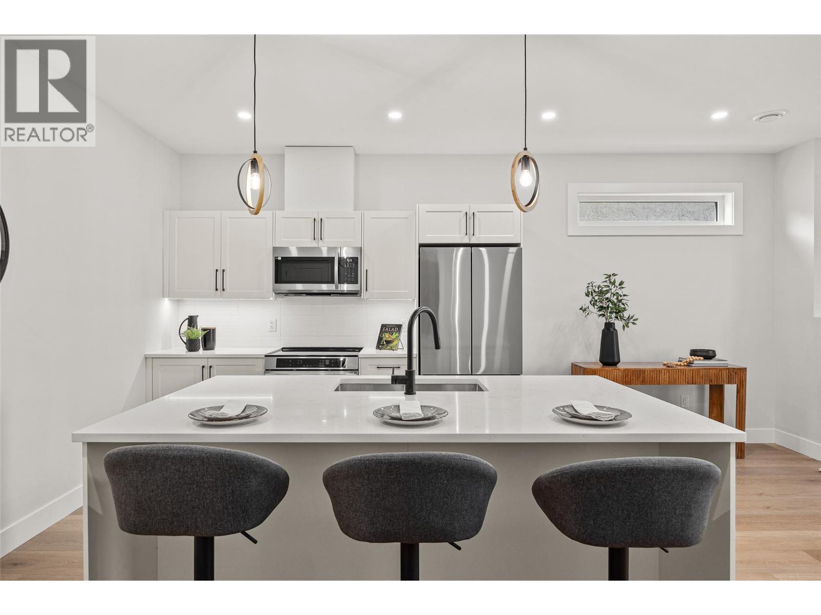 943 Fuller Avenue Unit# 2