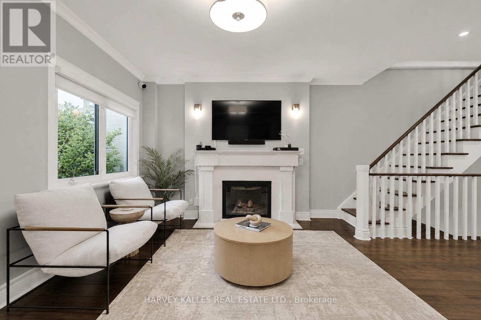 86 WOBURN AVENUE