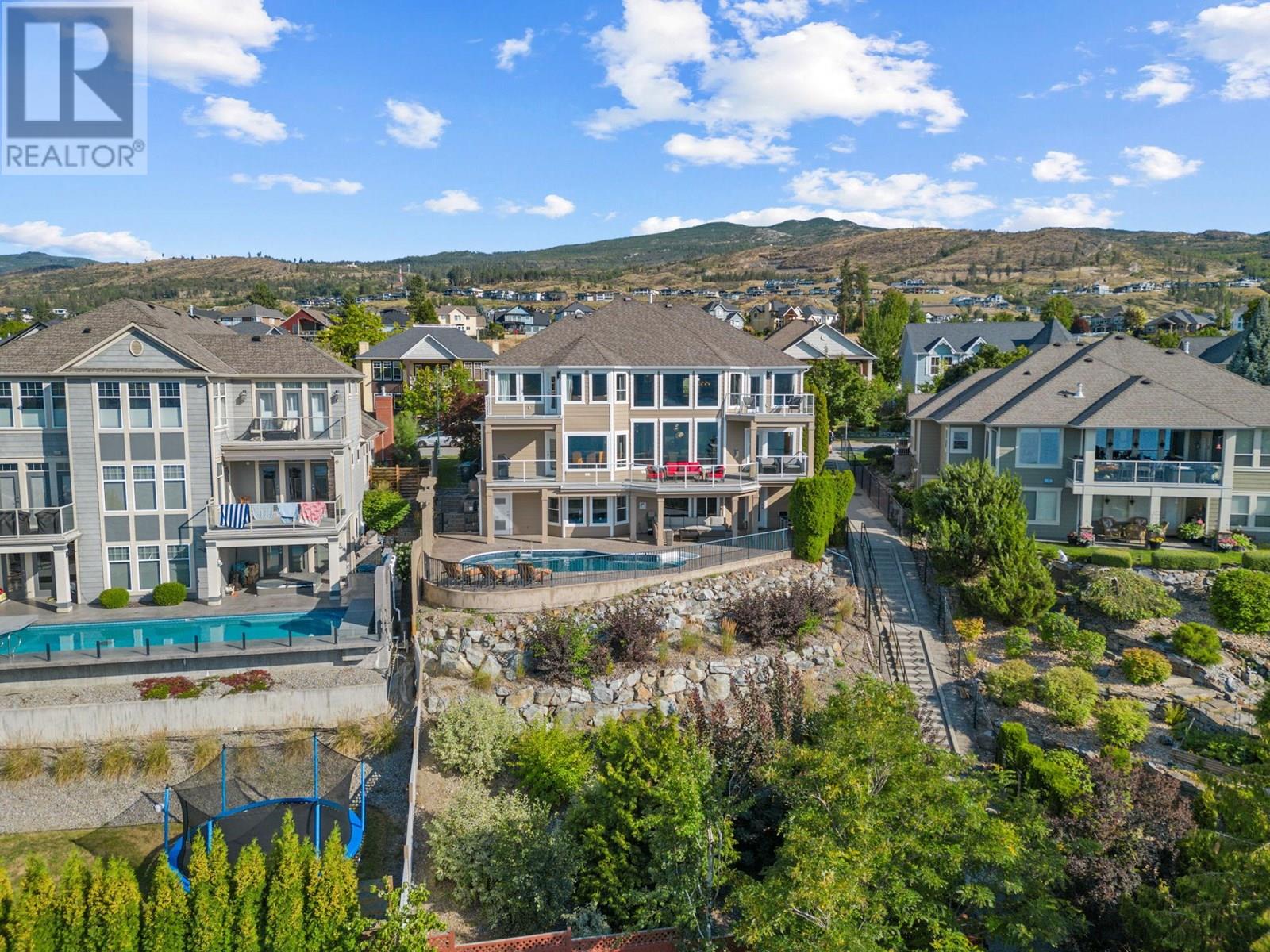 374 Quilchena Drive