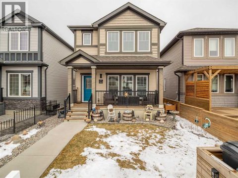 527 Moonlight Lane W Lethbridge AB T1J5K1