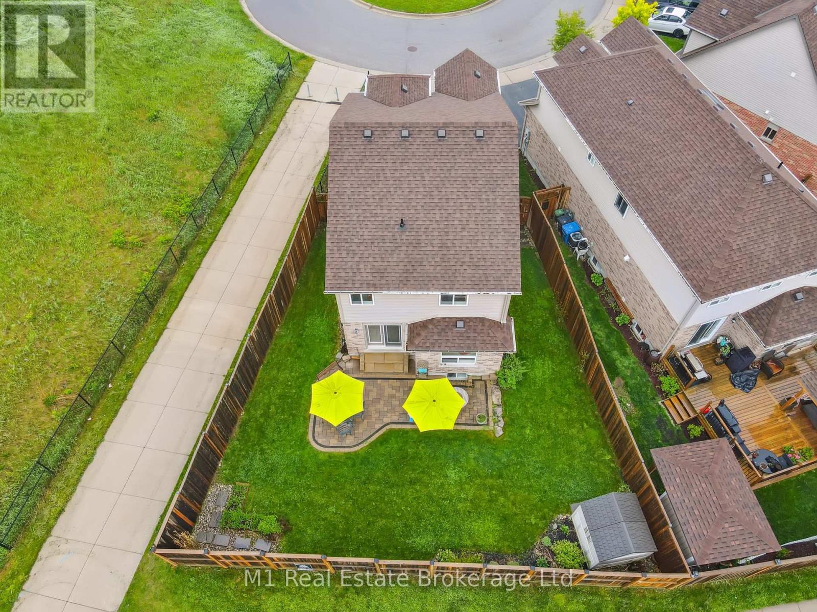 12 OAKES COURT