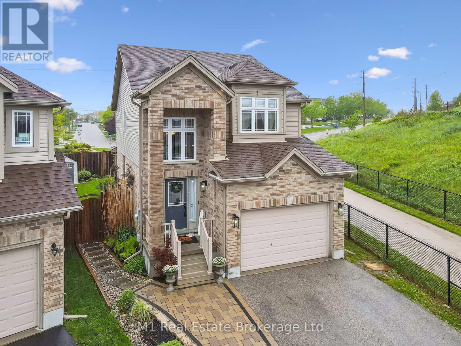 12 OAKES COURT