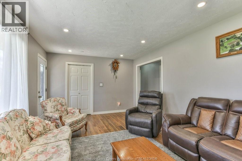 6551 Springfield ROAD