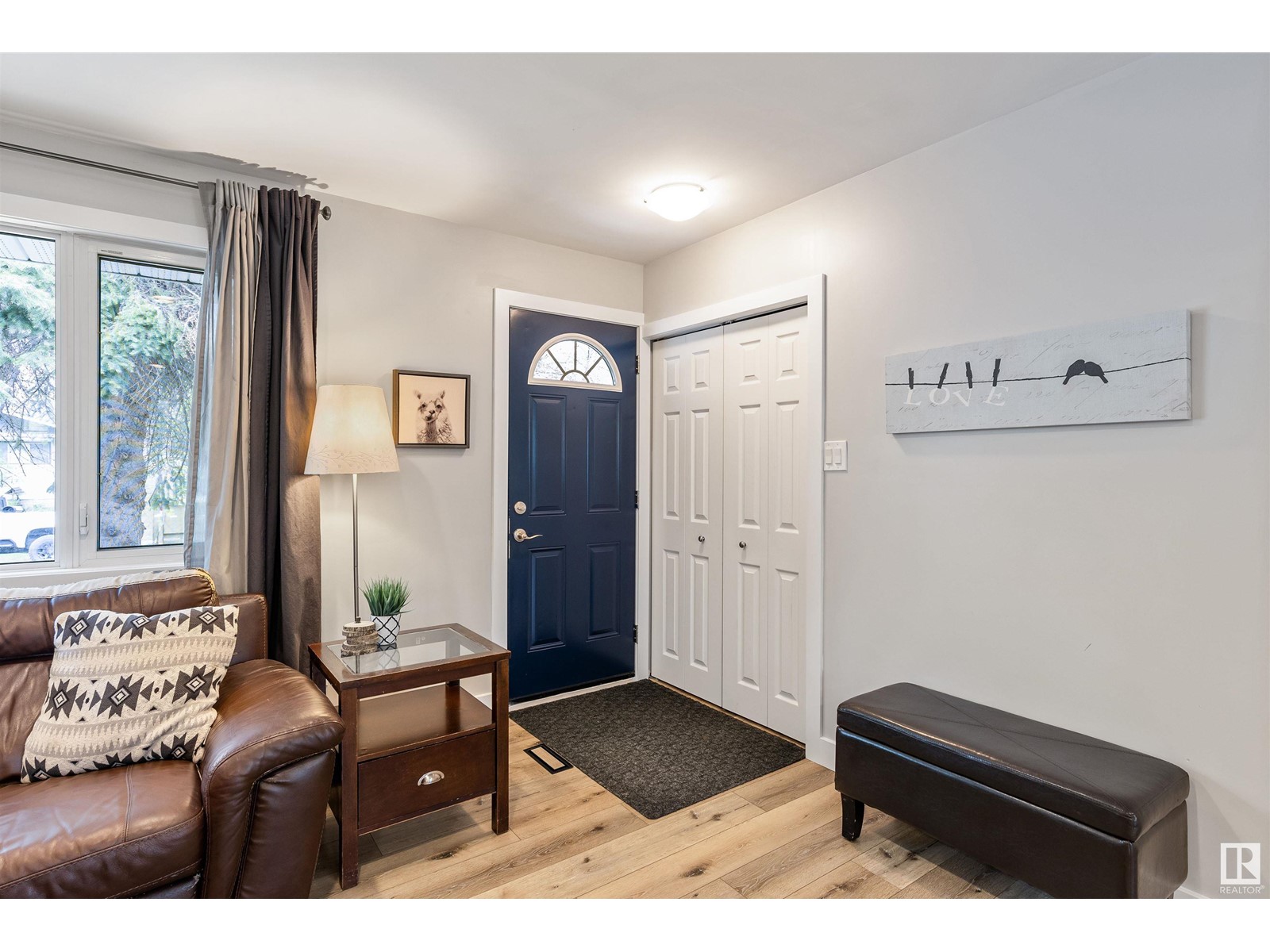 35 FENWICK CR