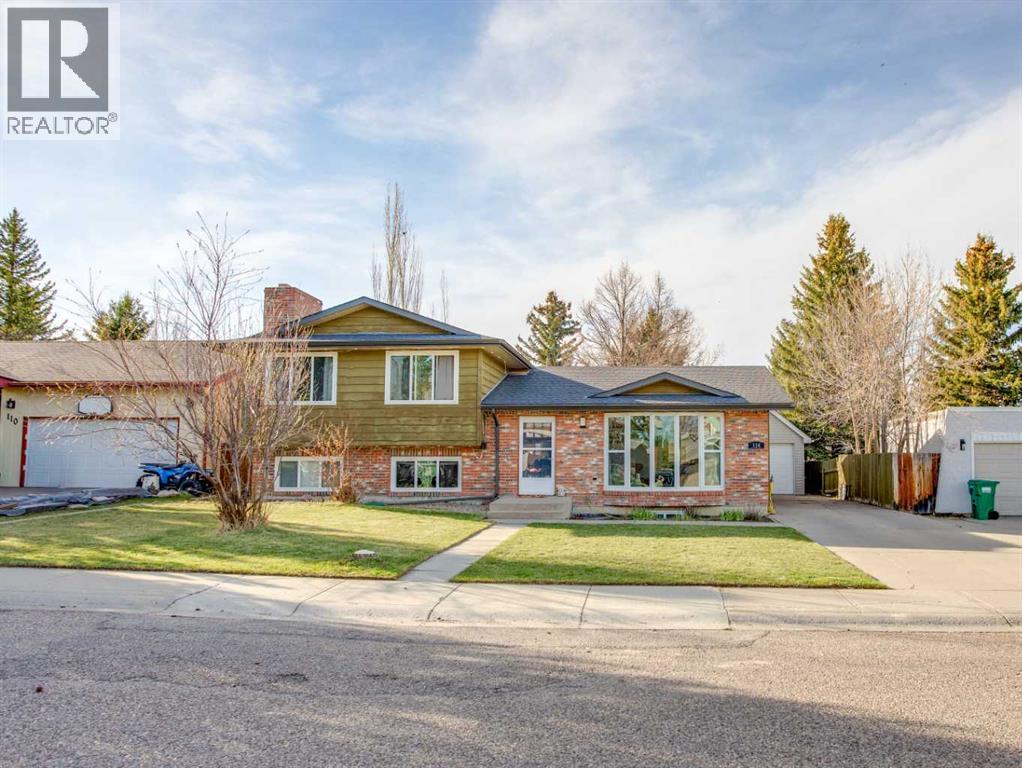 114 Laval Court W