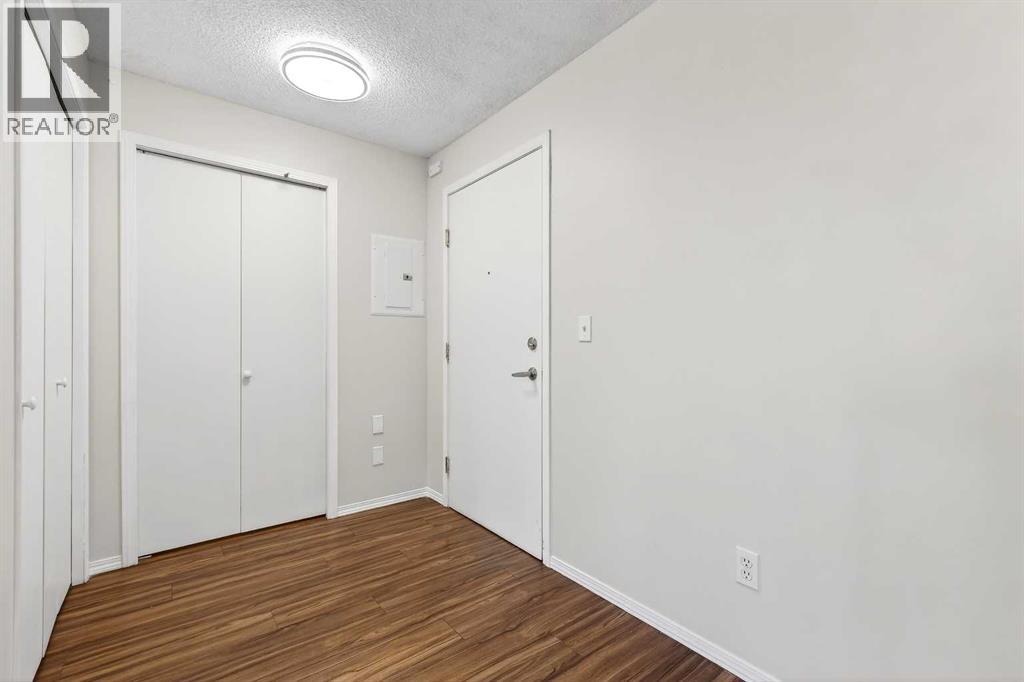 224, 1717 60 Street SE