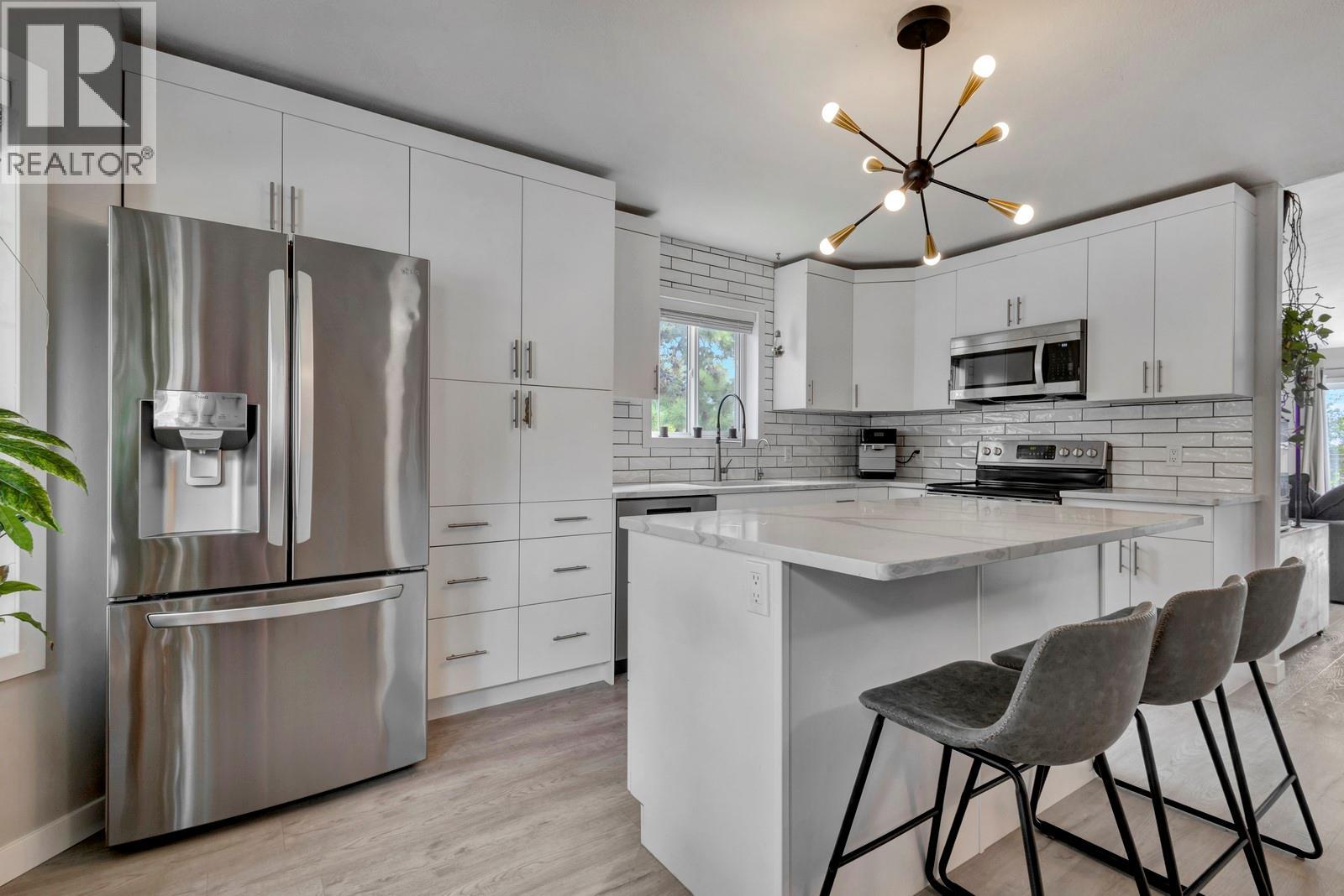 2210 Louie Drive Unit# 6