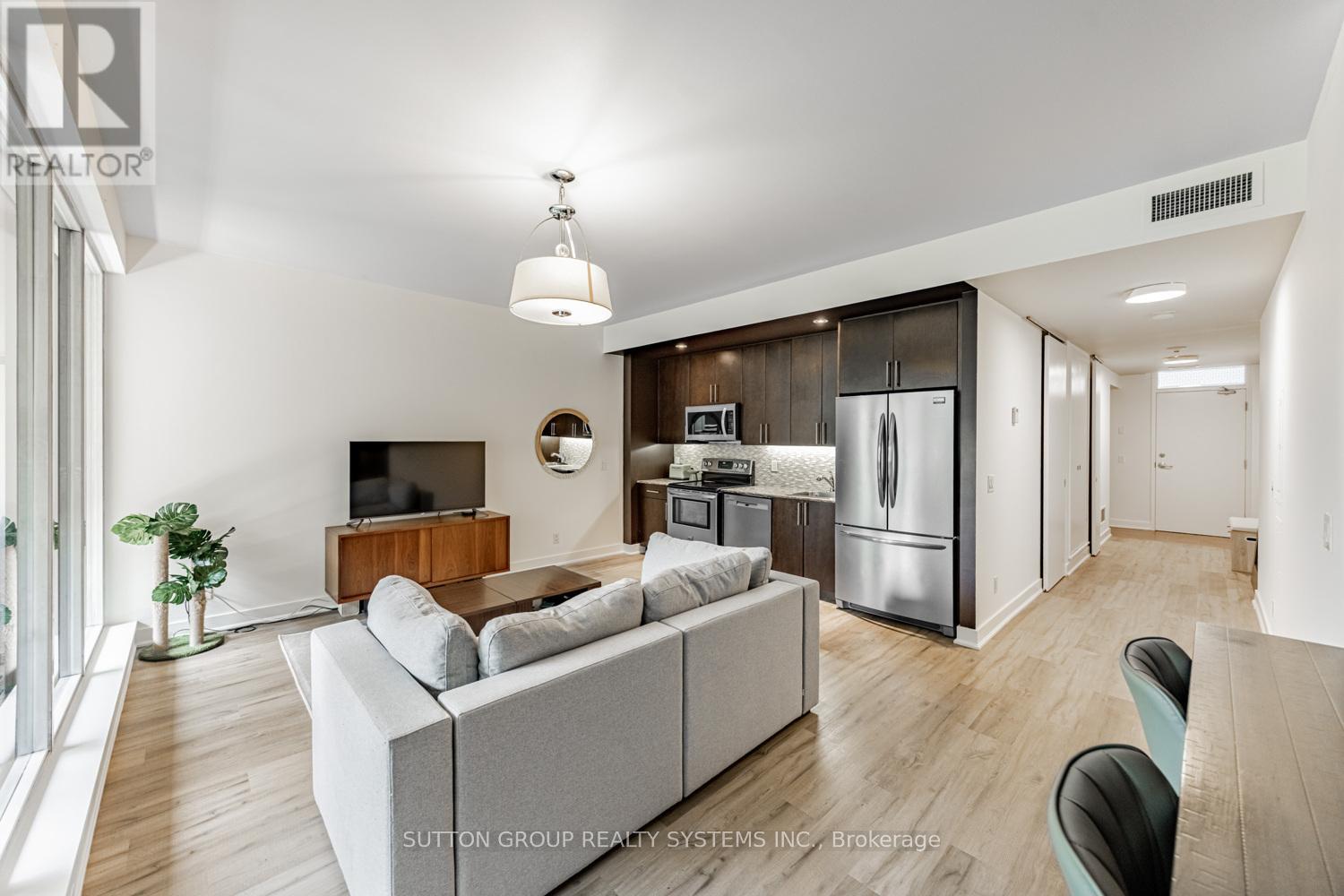 310 - 25 RITCHIE AVENUE