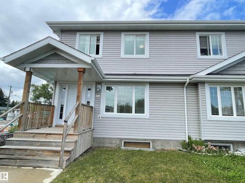 9412 156 ST NW Edmonton AB T5R1Z4