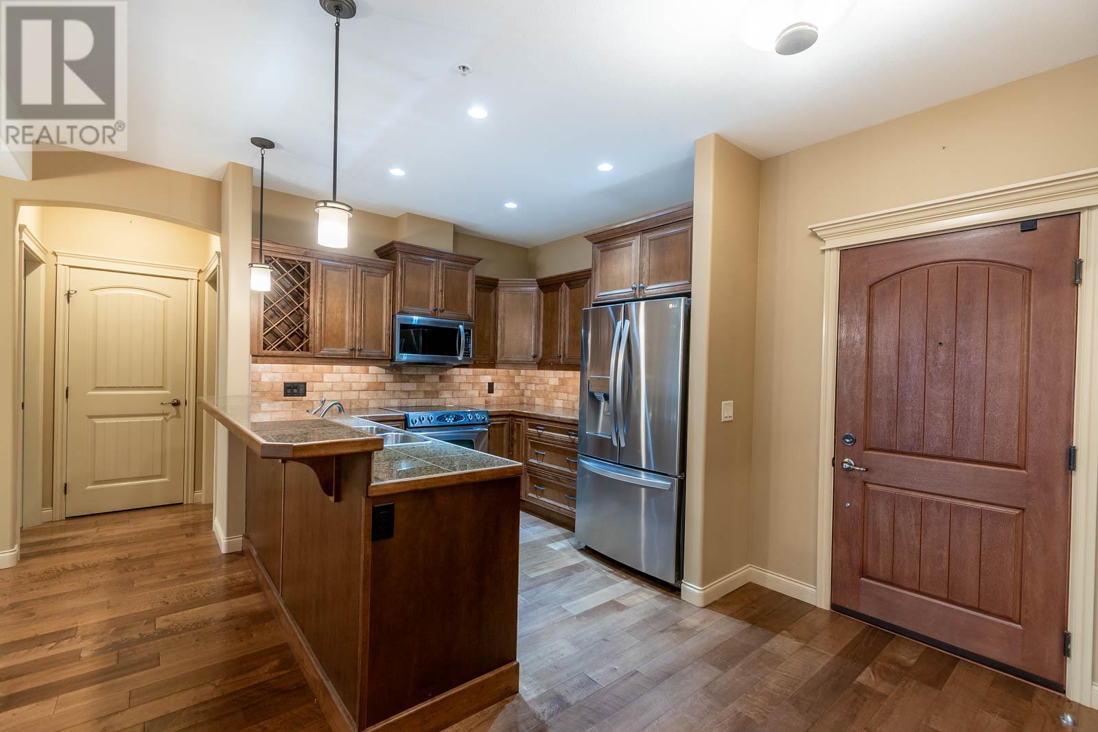 2770 Auburn Road Unit# 206