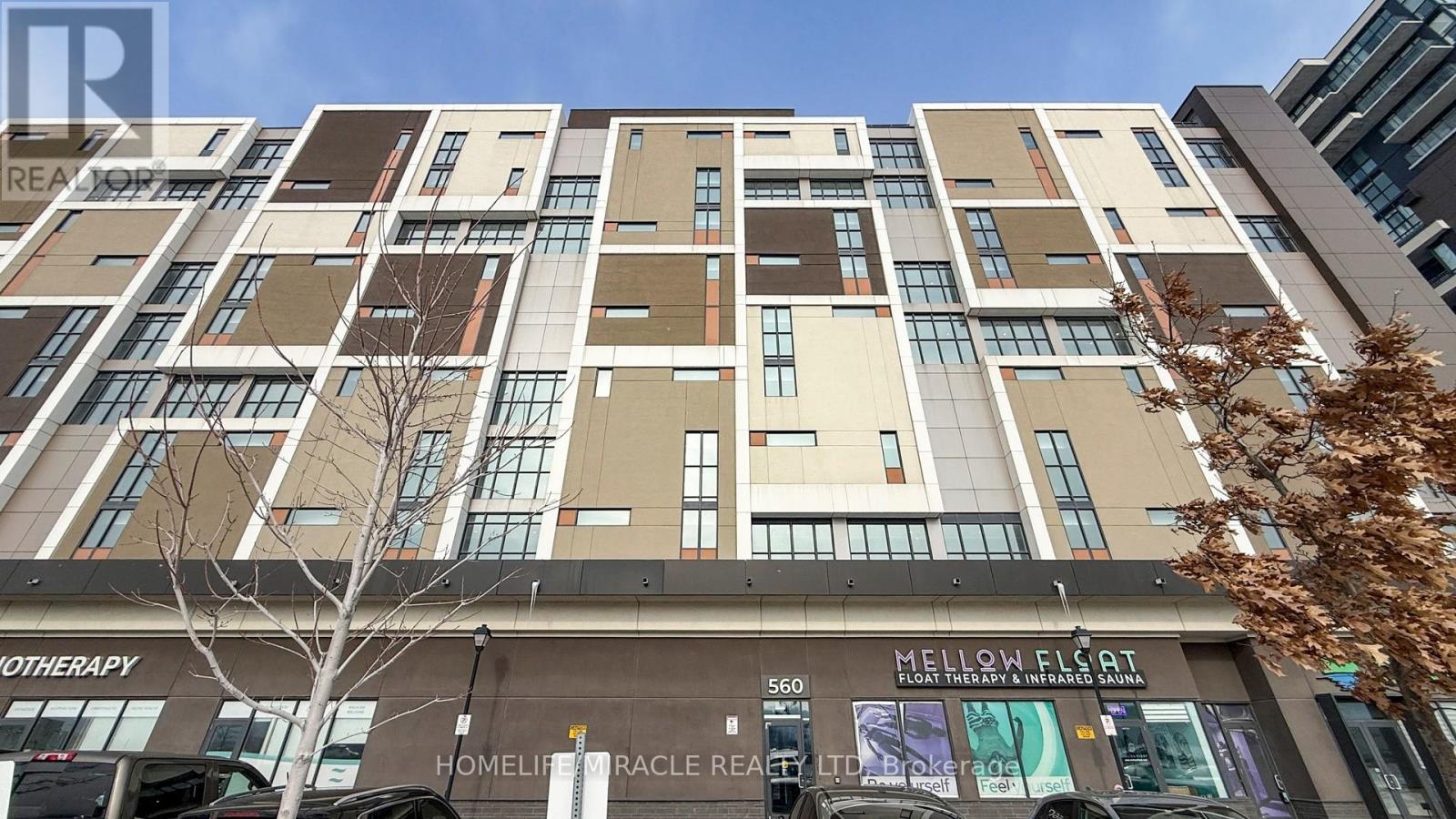 607 - 560 NORTH SERVICE ROAD