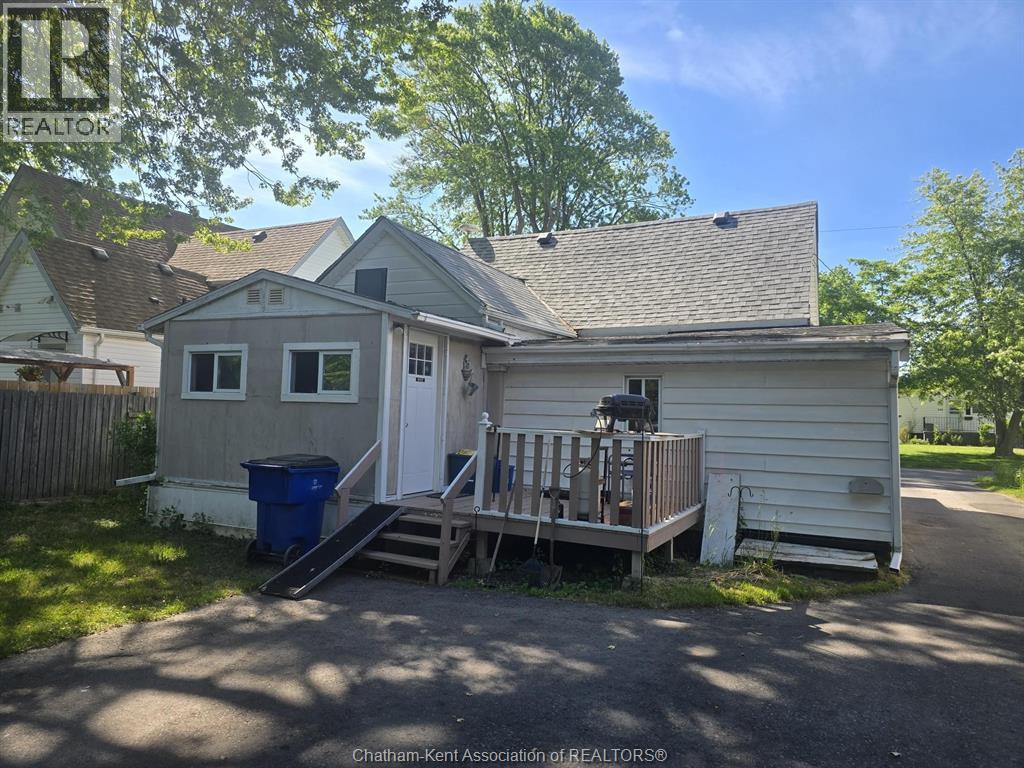 151 WELLINGTON STREET East