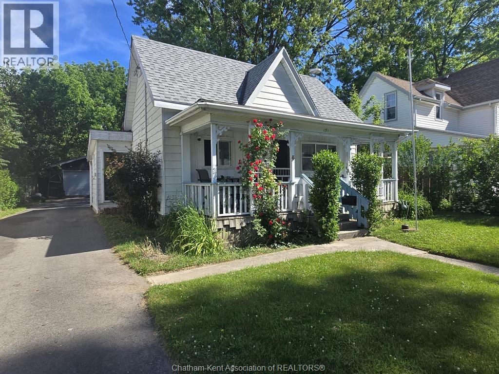 151 WELLINGTON STREET East