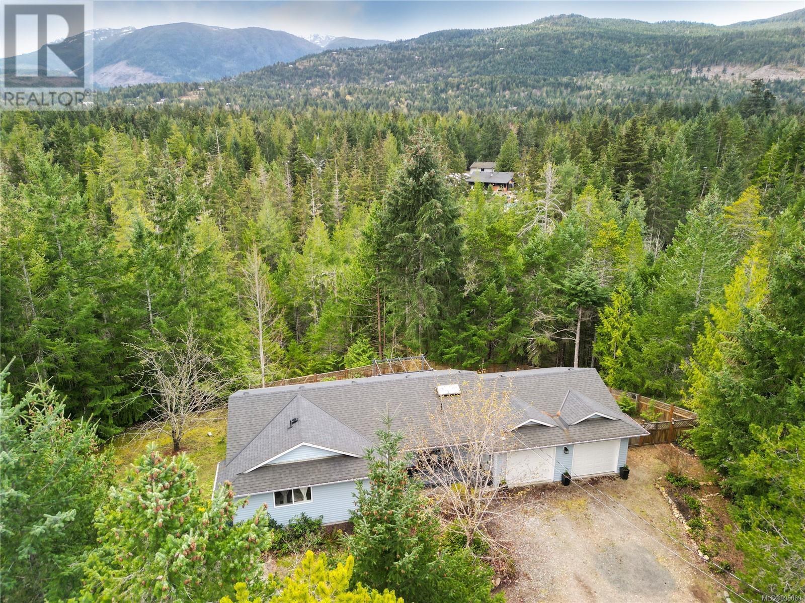 1301 Meadowood Way