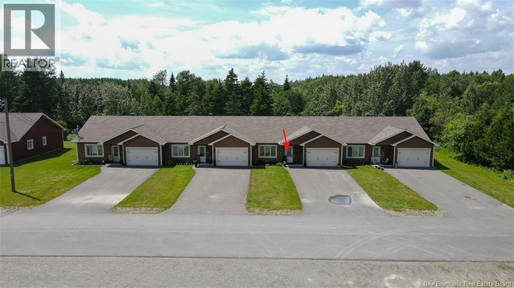 Photo 1 of 29 — 84 Beaulieu Street, Saint-Quentin, NB E8A1B2