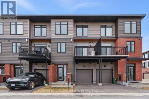 541 LOURMARIN PRIVATE Ottawa ON K4A5M2