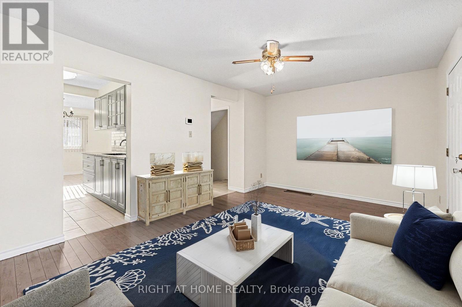 51 - 1213 BOWMOUNT STREET