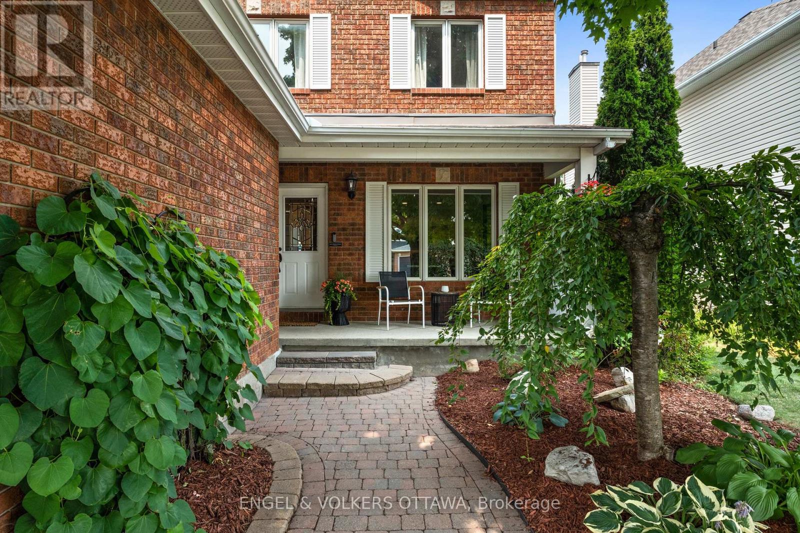 21 MAYFORD AVENUE