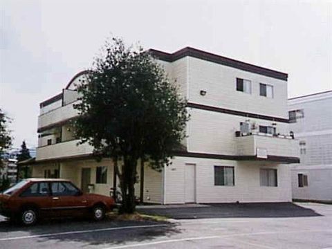 9477 COLLEGE STREET|Chilliwack Proper West Chilliwack BC V2P4L9