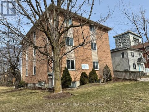 26 COLUMBIA STREET W Waterloo ON N2L3K3