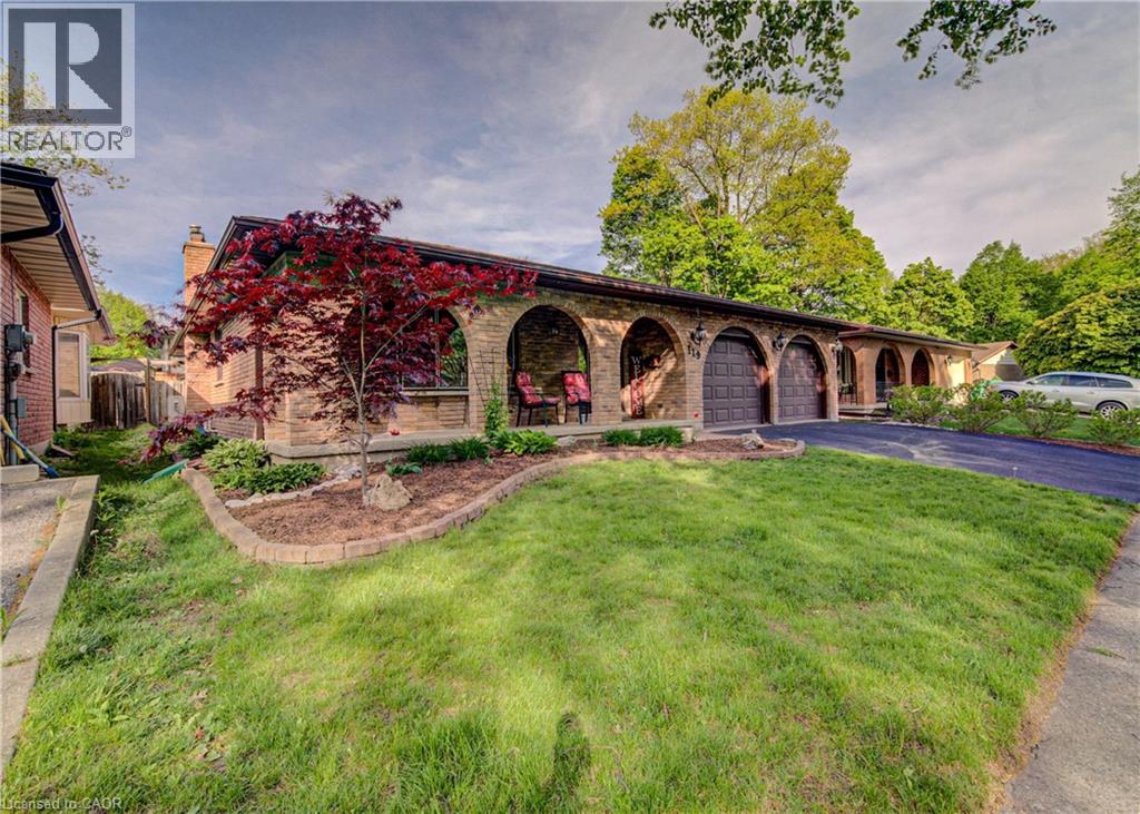 119 MARTINGLEN Crescent
