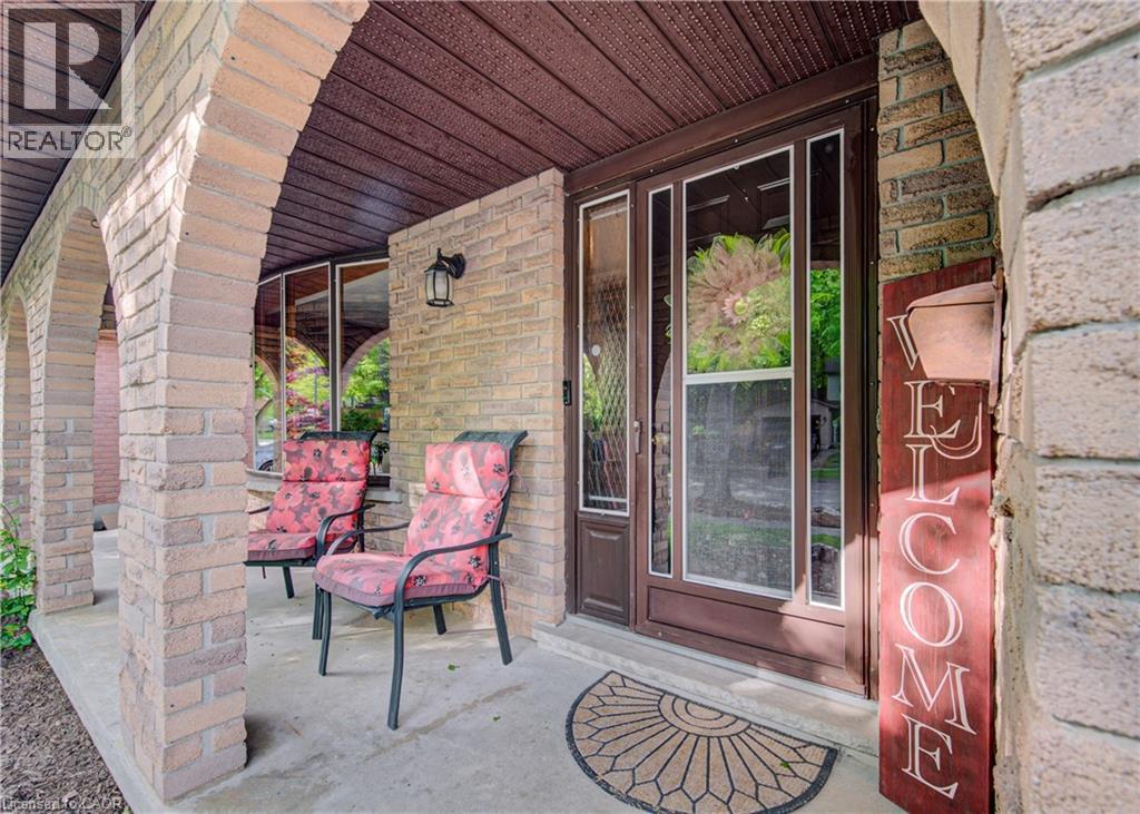 119 MARTINGLEN Crescent