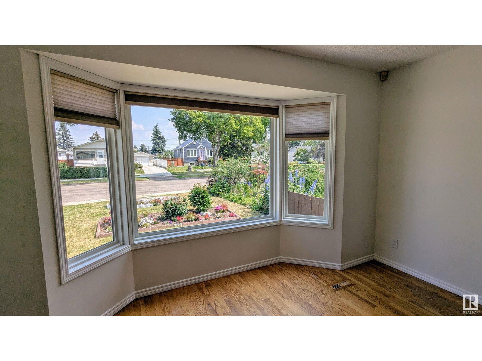 13316 116 ST NW