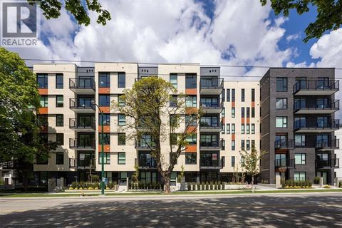 401 2235 E BROADWAY Vancouver BC V5N0J5