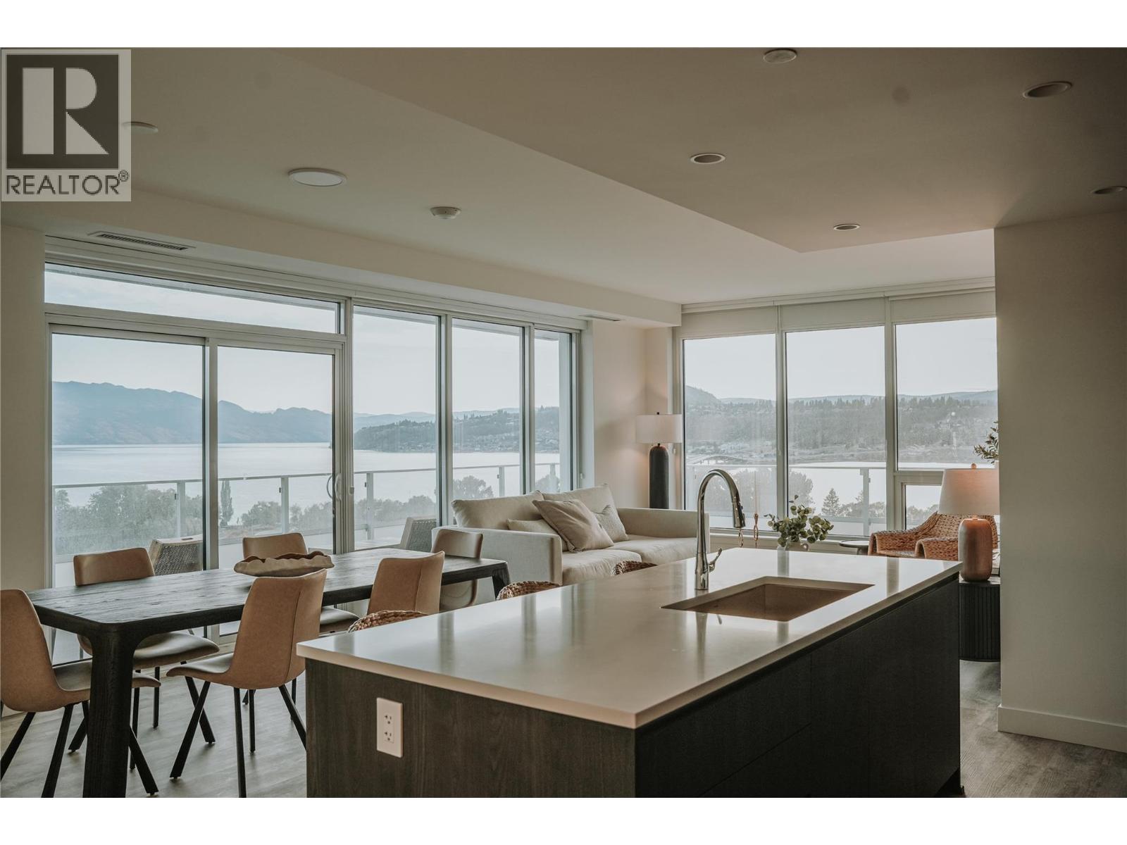 238 Leon Avenue Unit# 1507