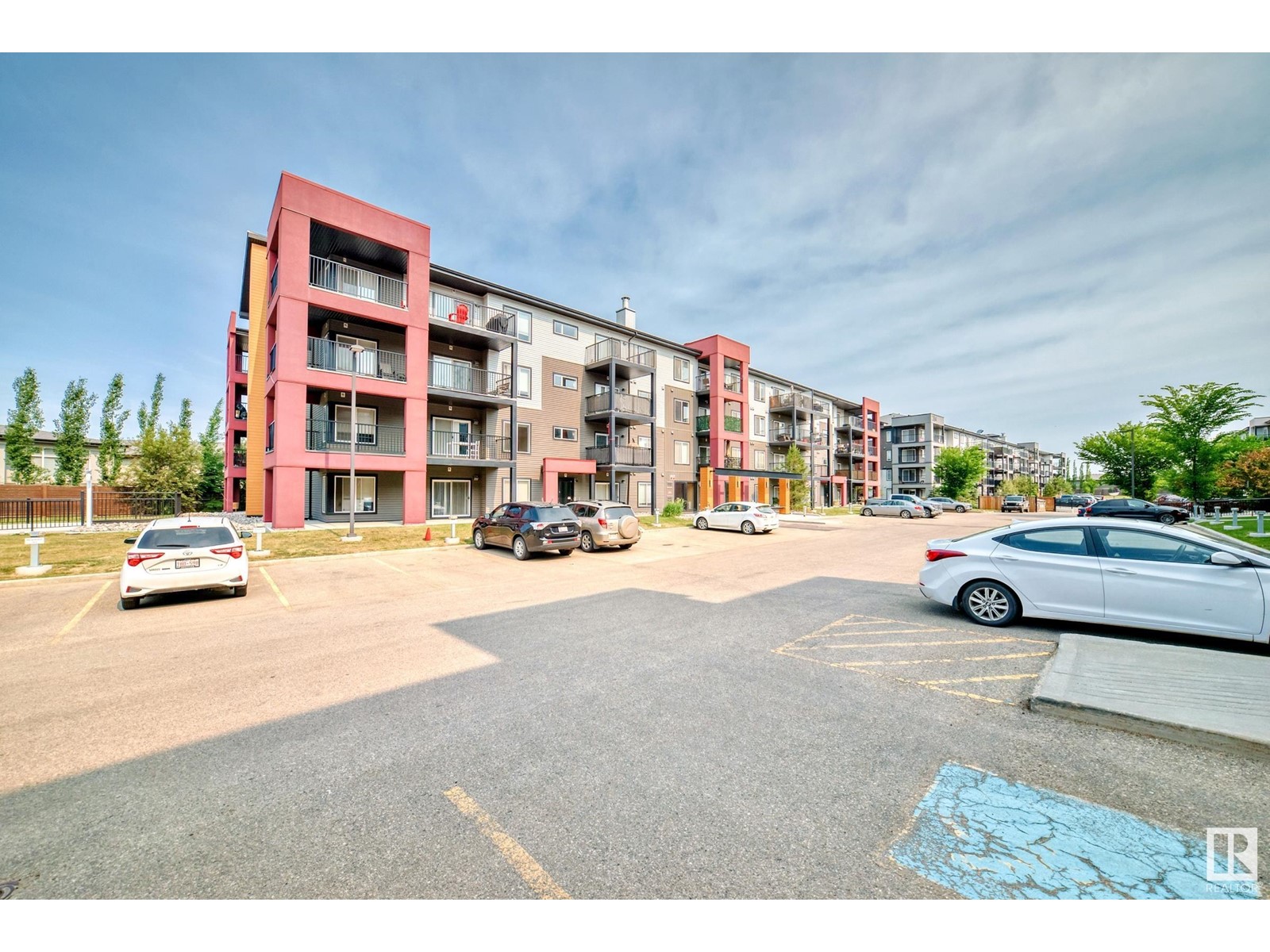 #148 348 WINDERMERE RD NW