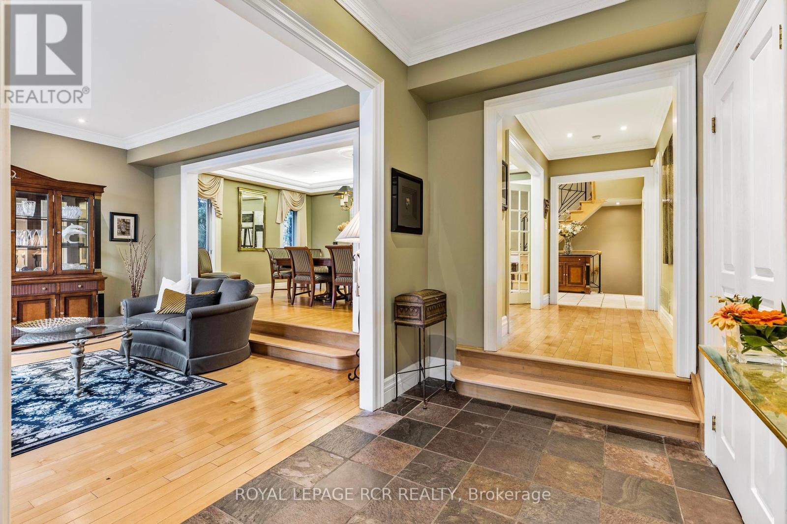 34 GARDEN AVENUE
