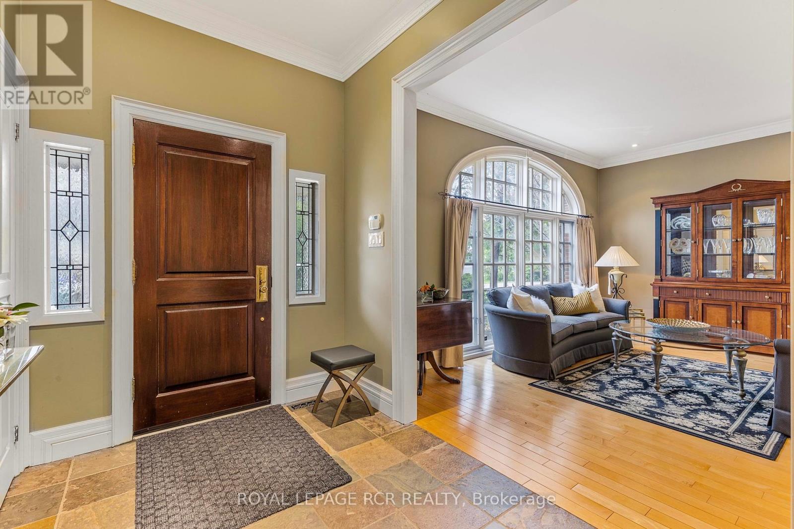 34 GARDEN AVENUE