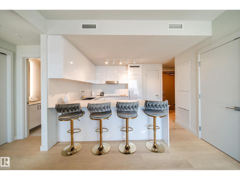 #3505 10360 102 ST NW Edmonton AB T5J4Y8