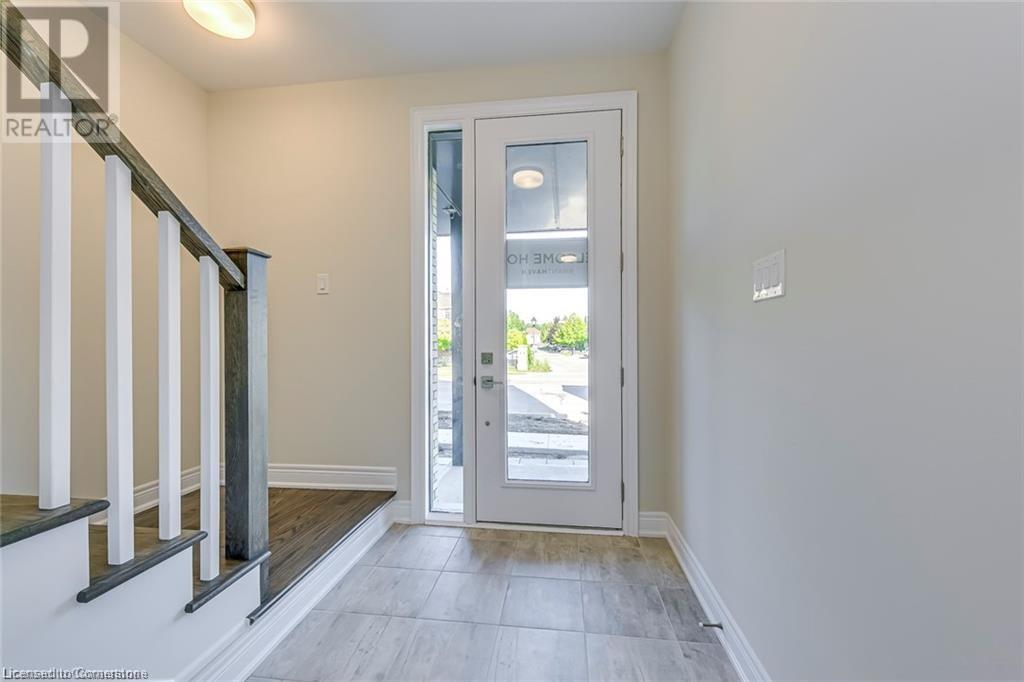 2273 TURNBERRY Road Unit# 8
