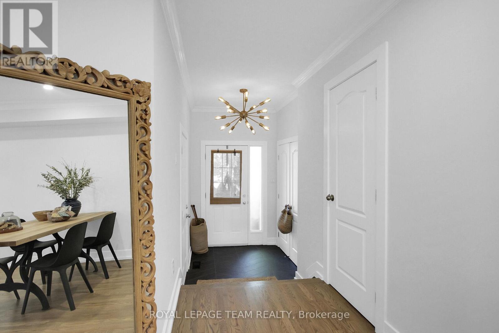 112 TALLTREE CRESCENT