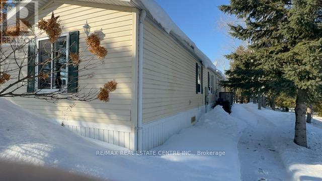 40 MAPLE GROVE VILLAGE ROAD