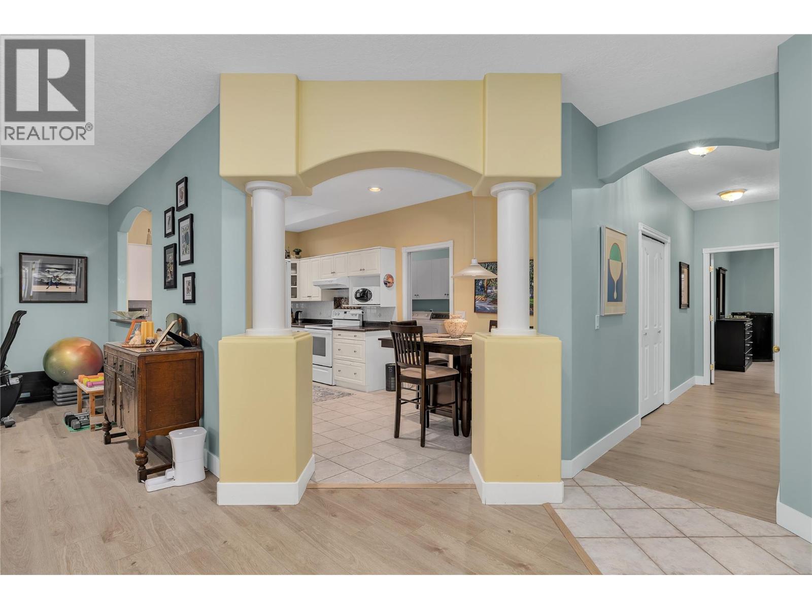 452 Glen Pine Court Unit# 22