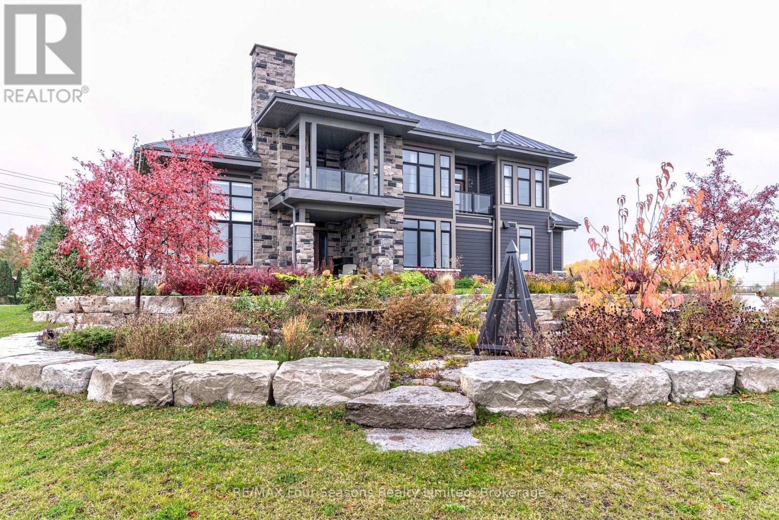 9 WINDROSE VALLEY BOULEVARD