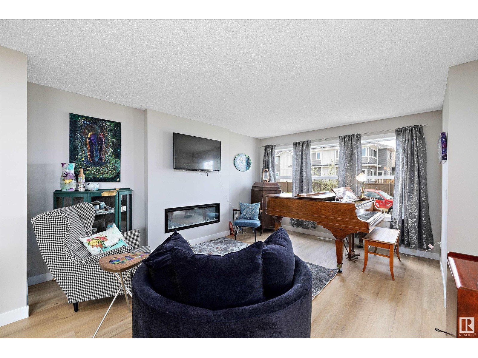 98 PENN PL