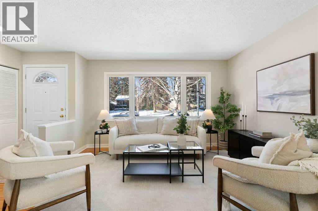 123 Glacier Drive SW