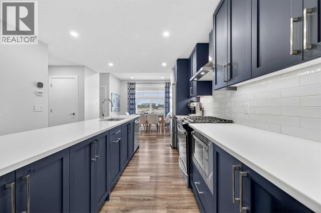 233 Les Jardins Park SE