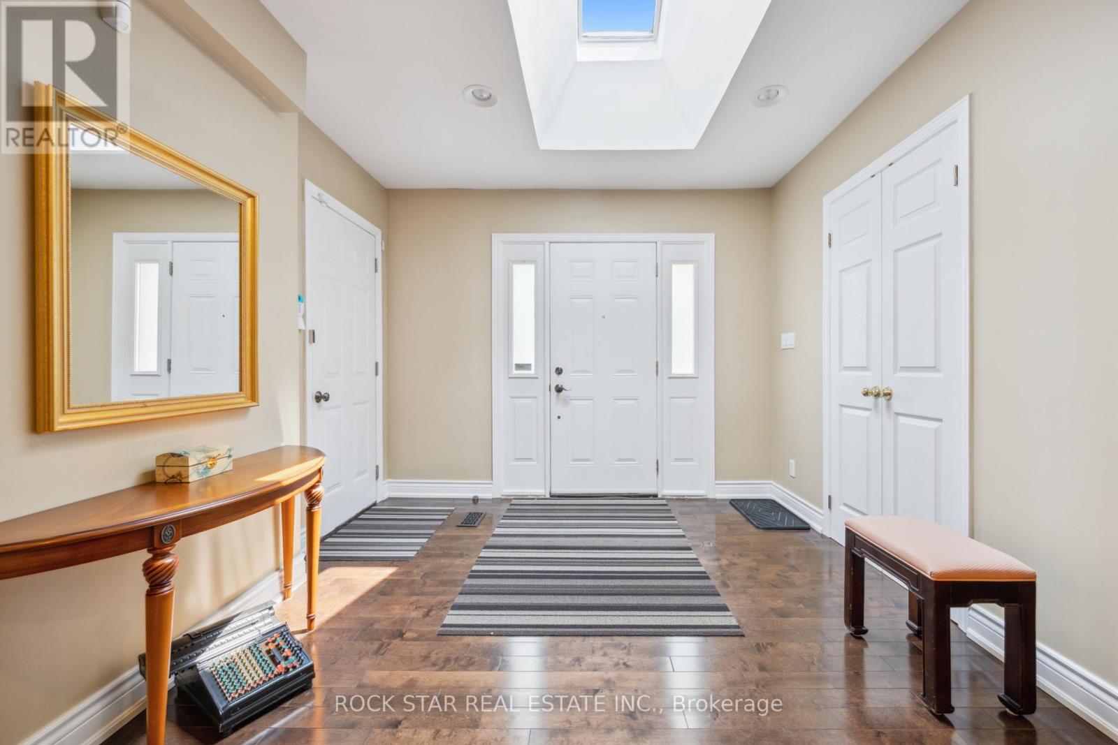22 FAIRMEADOW AVENUE